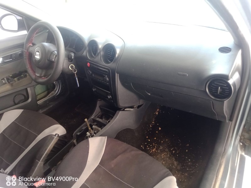 seat cordoba (6l2) del año 2004