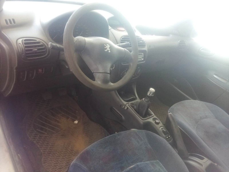 peugeot 206 hatchback (2a/c) del año 1999