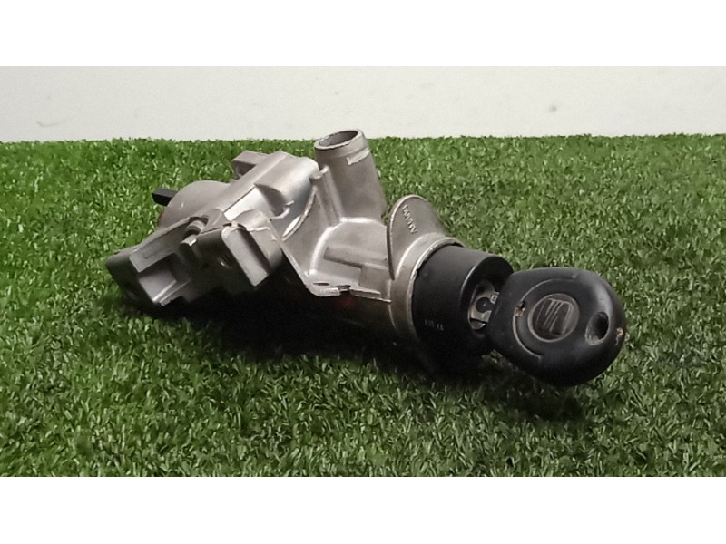 Recambio de conmutador de arranque para seat leon (1m1) 1.9 tdi referencia OEM IAM 186469412106  8.PINES