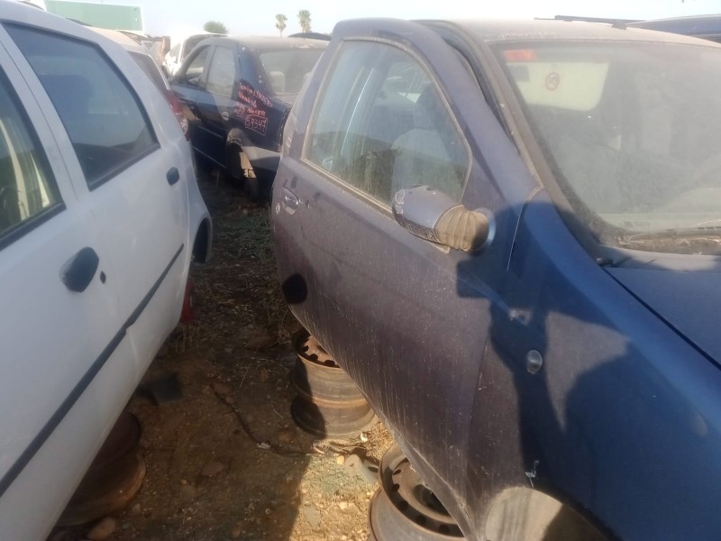 Recambio de puerta delantera derecha para fiat punto berlina (188) 1.2 cat referencia OEM IAM   