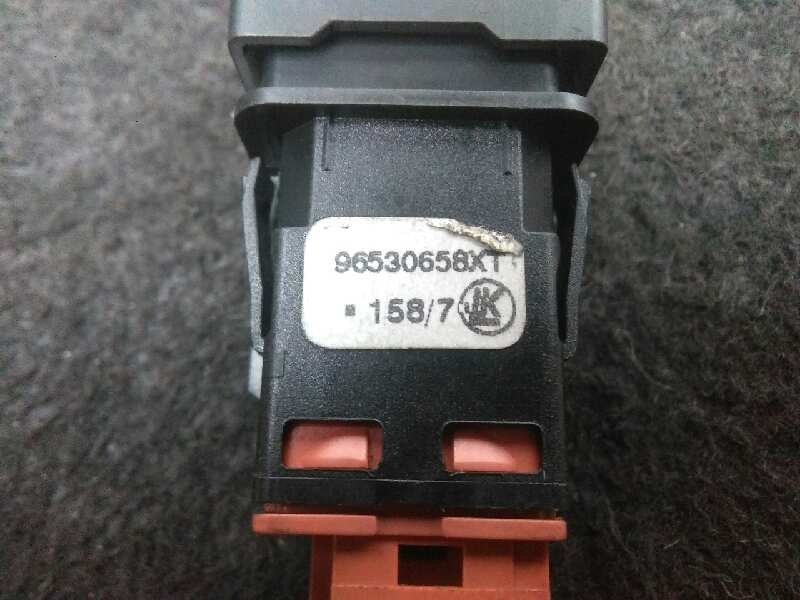 Recambio de interruptor para citroën c4 picasso 2.0 hdi fap cat (rhr / dw10bted4) referencia OEM IAM 96530658XT APERTURA.TAPA.DE