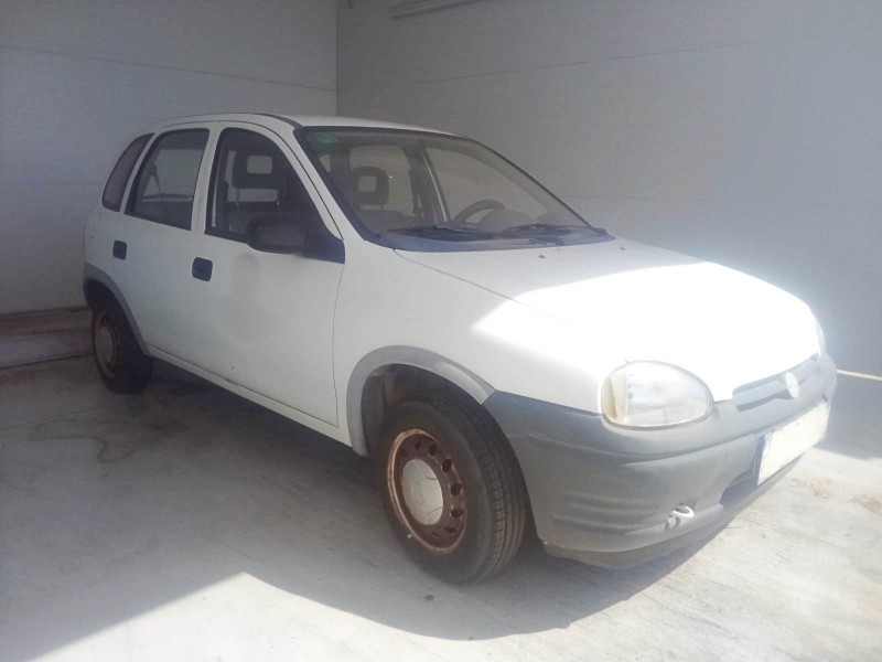 opel corsa b (s93) del año 1996