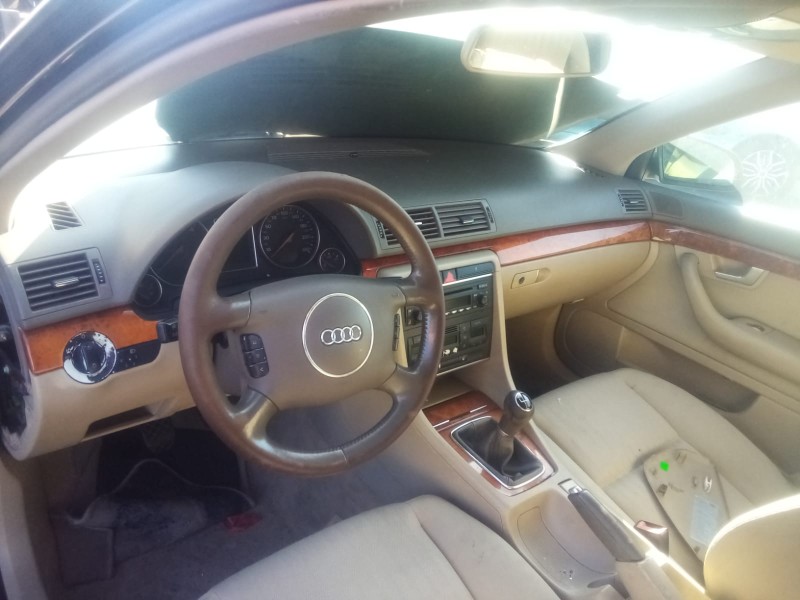 audi a4 b6 (8e2) del año 2003