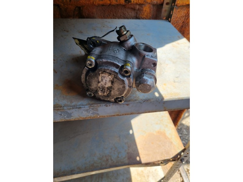 Recambio de bomba direccion para mercedes-benz atego 815 referencia OEM IAM 0014608080 - 2107428 - LH2110456A  