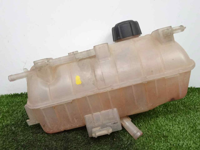 Recambio de deposito expansion para renault kangoo 1.5 dci diesel referencia OEM IAM 8200455786  