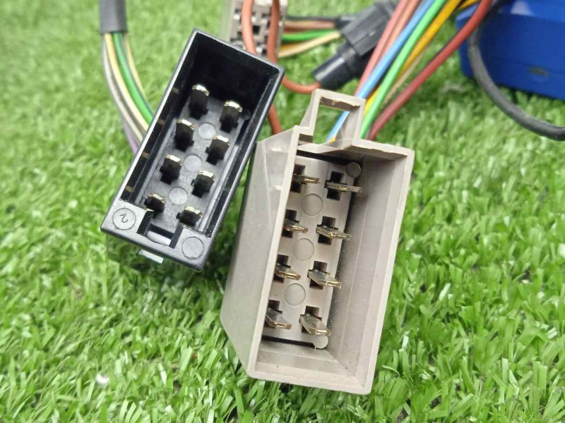 Recambio de manos libres / bluetooth para ford fiesta berlina 1.3 cat referencia OEM IAM   