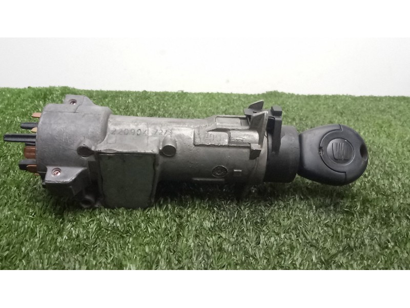 Recambio de conmutador de arranque para seat leon (1m1) 1.9 tdi referencia OEM IAM 4B0905851C  