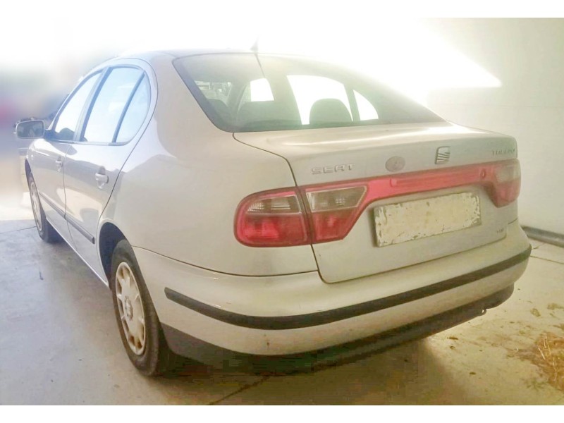 seat toledo ii (1m2) del año 2002