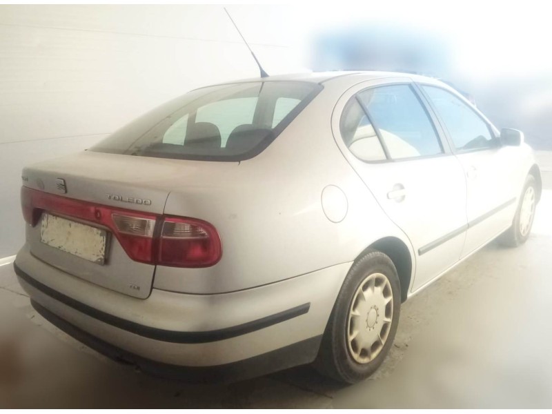 seat toledo ii (1m2) del año 2002