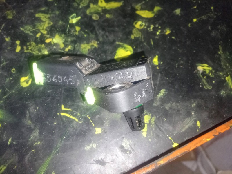 Recambio de sensor presion para seat ibiza (6j5) 1.2 tdi referencia OEM IAM 0281002977-03G906051E  