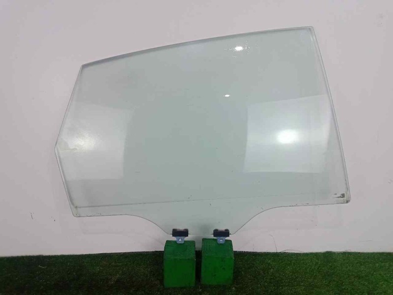 Recambio de luna trasera derecha para subaru impreza g12 2.0 cat referencia OEM IAM 62011FG000  