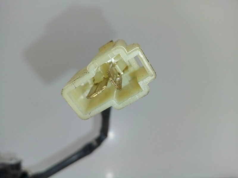 Recambio de maneta interior lateral derecha para kia carnival 2.9 turbodiesel cat referencia OEM IAM   