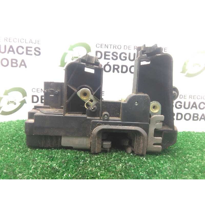 Recambio de cerradura puerta trasera izquierda para opel vectra c berlina 1.9 cdti referencia OEM IAM 13210760 VECTRA.C - 5.PUER