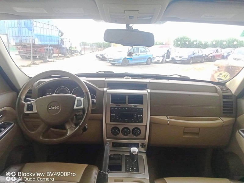 jeep cherokee (kk) del año 2008