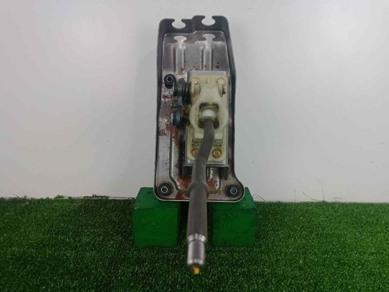 Recambio de pomo palanca cambio para hyundai trajet (fo) 2.0 16v cat referencia OEM IAM SIN REFERENCIA  