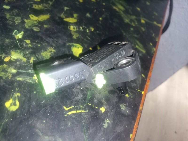 Recambio de sensor presion para seat ibiza (6j5) 1.2 tdi referencia OEM IAM 0281002977-03G906051E  