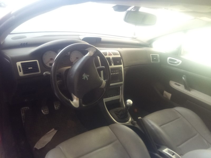 peugeot 307 cc (3b) del año 2025