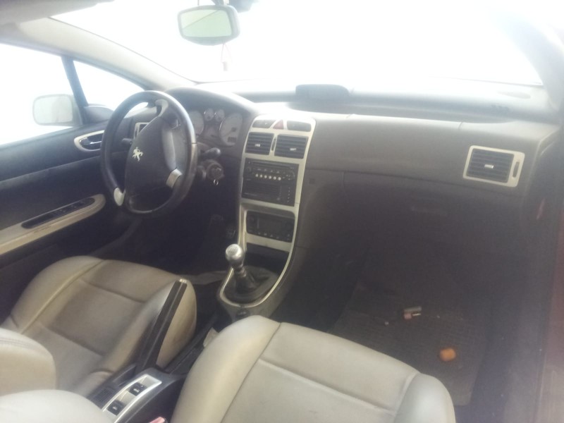 peugeot 307 cc (3b) del año 2025