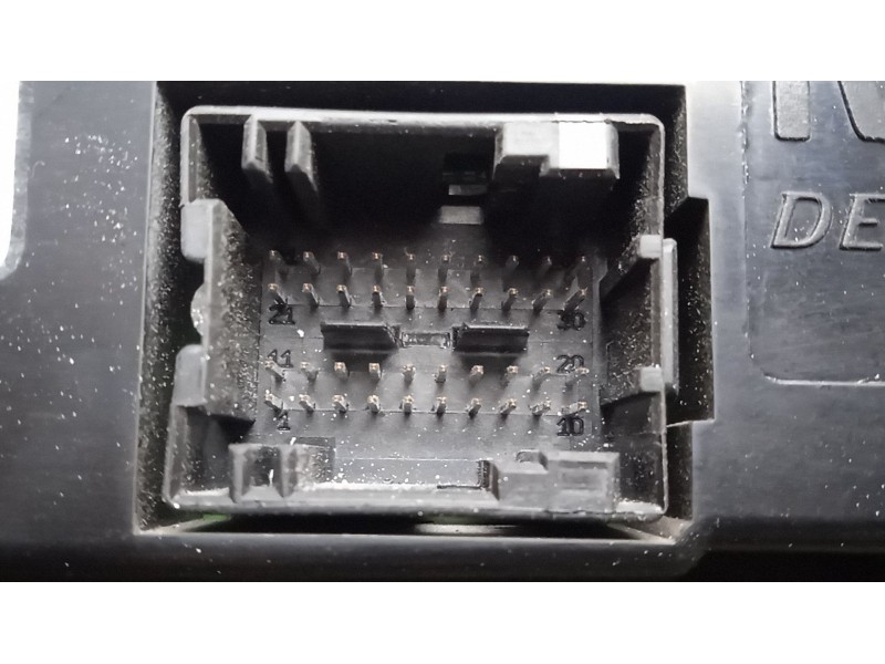 Recambio de mando climatizador para iveco daily vi furgoneta 33s15, 35s15, 35c15 referencia OEM IAM MX237000 DENSO 