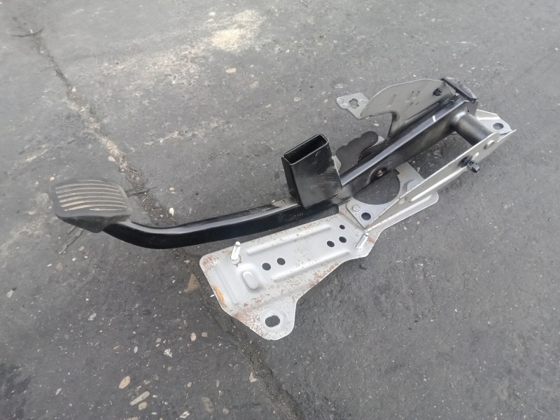 Recambio de pedal freno para ford focus lim. (cb8) 1.6 tdci cat referencia OEM IAM BV612467GB  