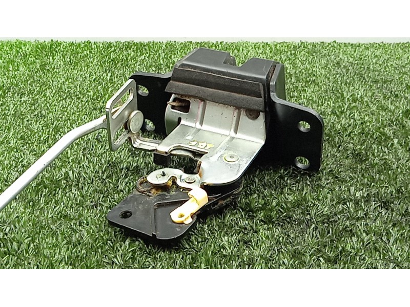 Recambio de cerradura maletero / porton para ssangyong kyron 2.0 xdi referencia OEM IAM SIN REFERENCIA  MANUAL - SIN.PINES