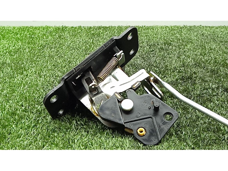Recambio de cerradura maletero / porton para ssangyong kyron 2.0 xdi referencia OEM IAM SIN REFERENCIA  MANUAL - SIN.PINES