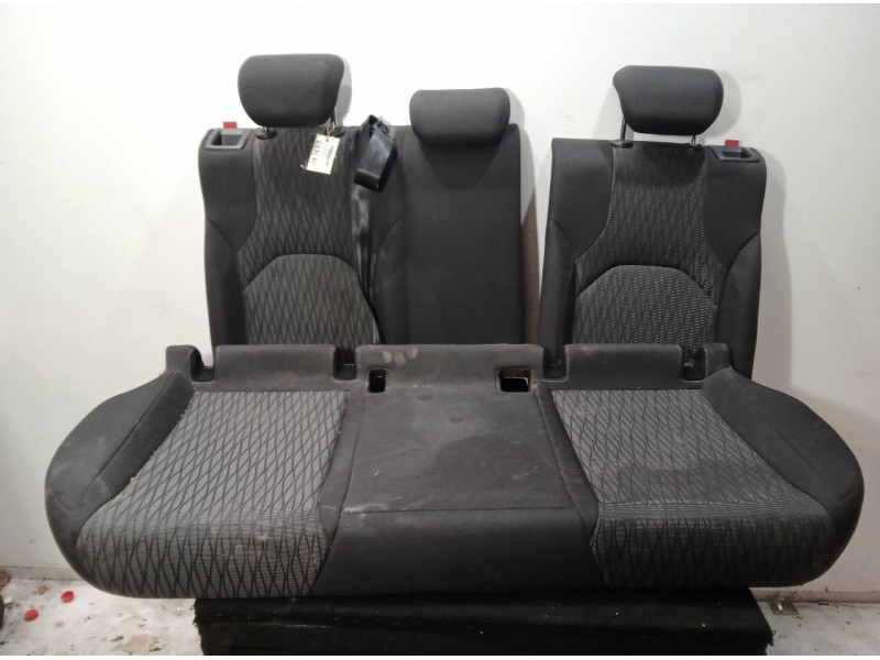Recambio de asientos traseros para seat leon (5f1) 1.6 tdi referencia OEM IAM  TELA 