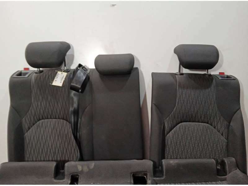Recambio de asientos traseros para seat leon (5f1) 1.6 tdi referencia OEM IAM  TELA 