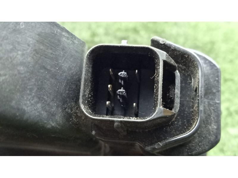 Recambio de cerradura puerta delantera izquierda para ssangyong kyron 2.0 xdi referencia OEM IAM SIN REFERENCIA  5.PINES