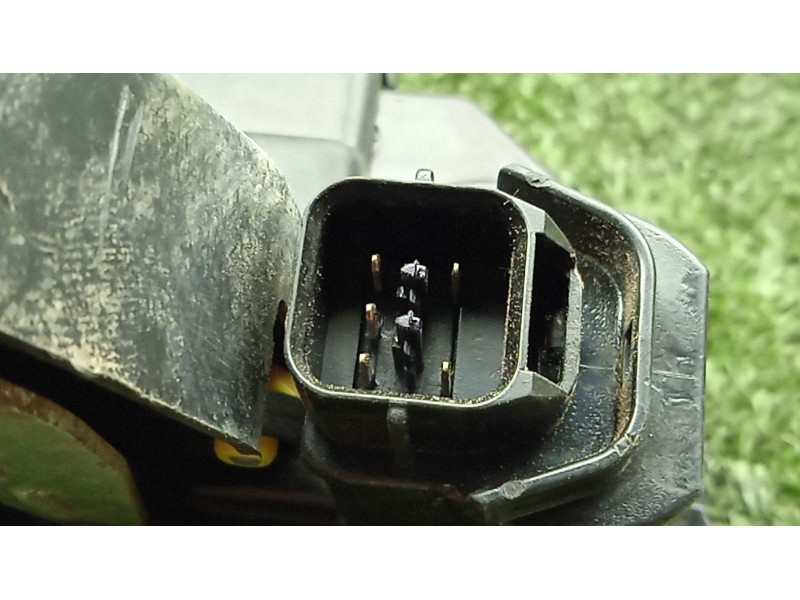 Recambio de cerradura puerta delantera derecha para ssangyong kyron 2.0 xdi referencia OEM IAM  PHC 5.PINES