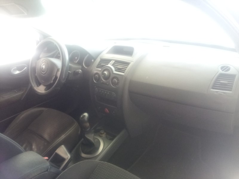 renault megane ii sedán (lm0/1_) del año 2005