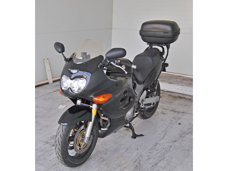 suzuki gsx del año 1999
