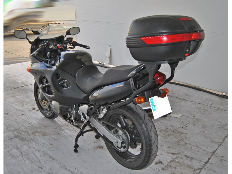 suzuki gsx del año 1999