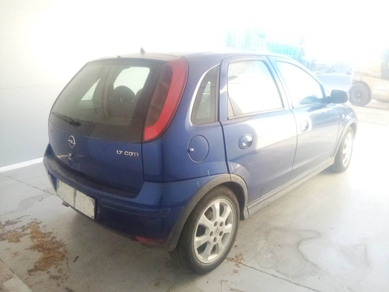 opel corsa c (x01) del año 2003