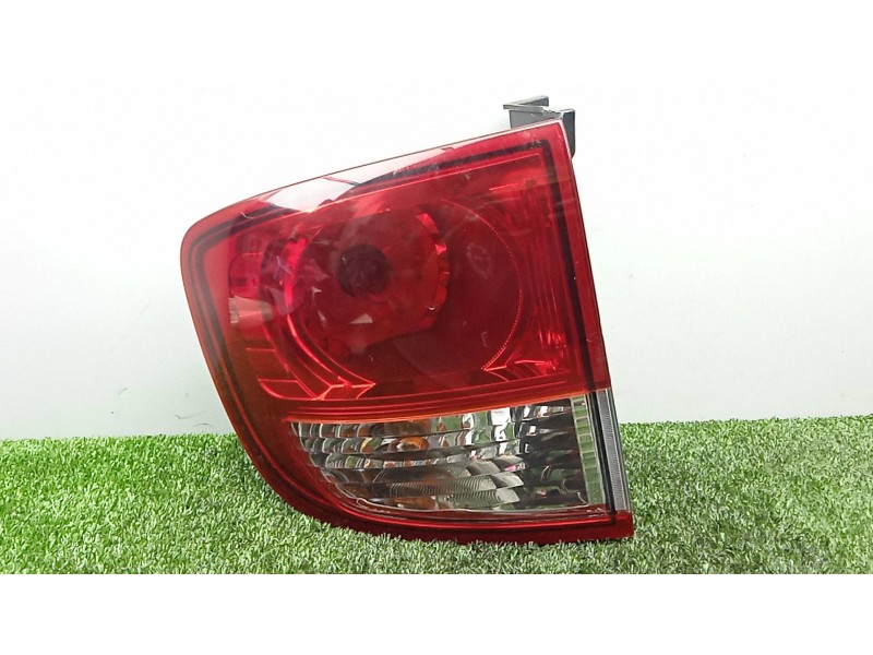 Recambio de piloto trasero izquierdo para ssangyong kyron 2.0 xdi referencia OEM IAM SIN REFERENCIA  09-14 - EXTERIOR