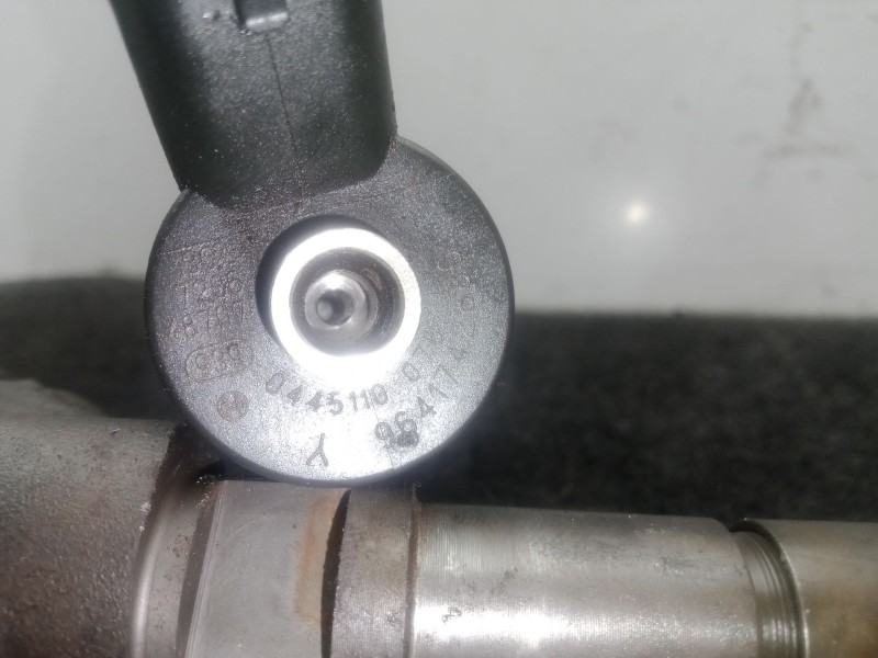 Recambio de inyector para citroën xsara picasso (n68) 2.0 hdi referencia OEM IAM 0445110076 2 PINES 