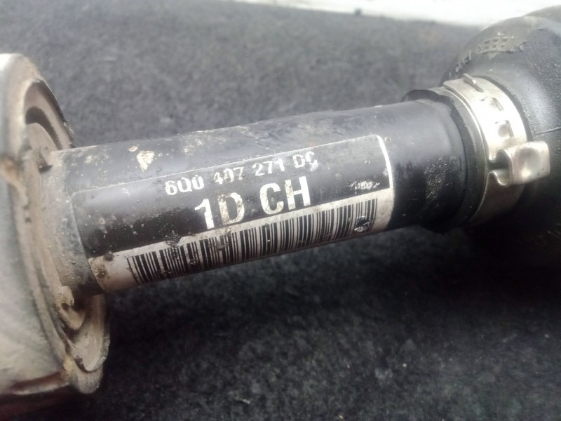 Recambio de transmision delantera izquierda para skoda roomster (5j7) 1.4 tdi referencia OEM IAM 6Q0407271DC  