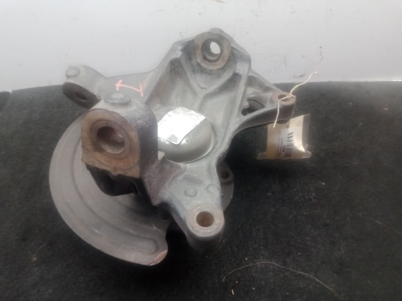 Recambio de mangueta delantera izquierda para iveco daily vi furgoneta 33s12, 35s12, 35c12 referencia OEM IAM SIN.REFERENCIA  