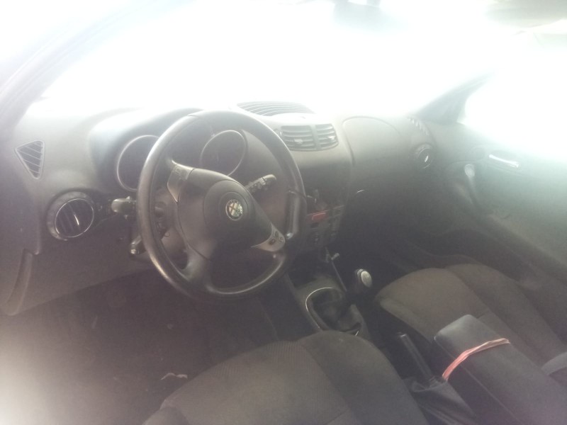 alfa romeo 147 (937_) del año 2003