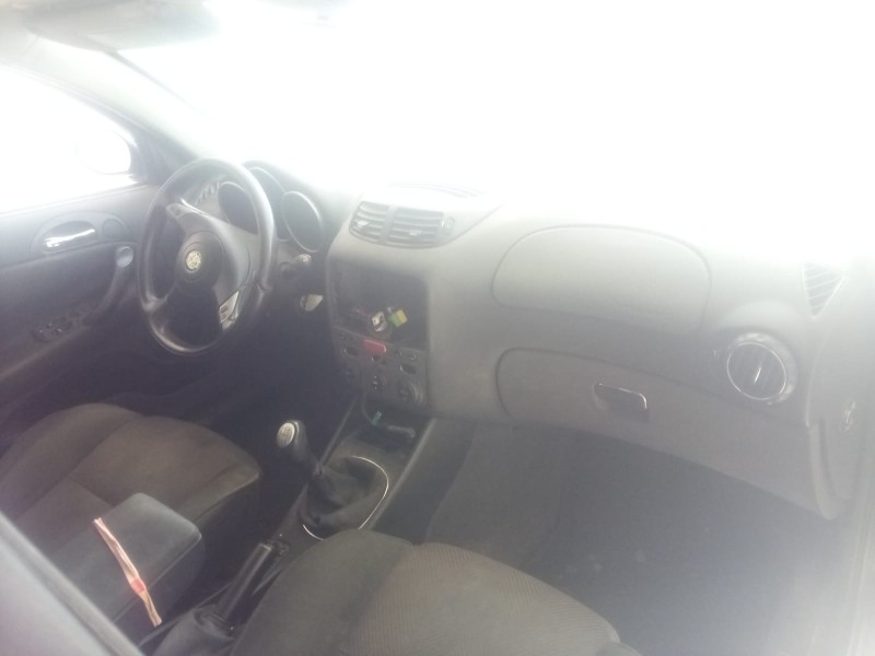 alfa romeo 147 (937_) del año 2003