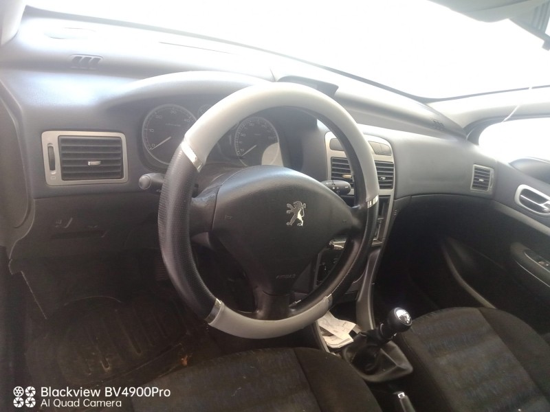 peugeot 307 (3a/c) del año 2001