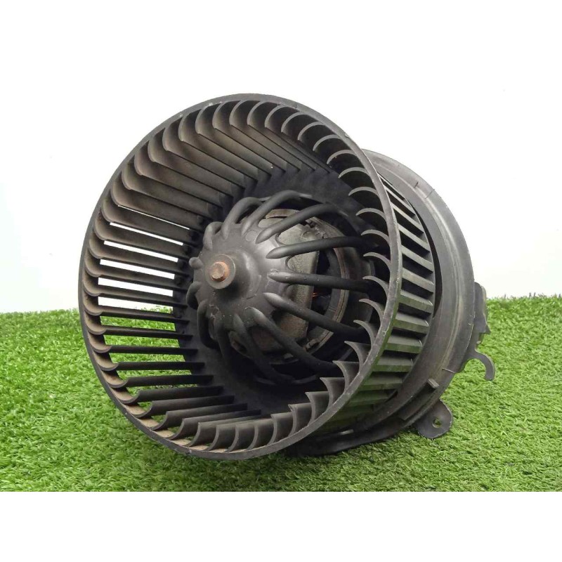 Recambio de motor calefaccion para citroën c3 1.4 referencia OEM IAM F565878C 02-09 Ø DIAMETRO: 145MM