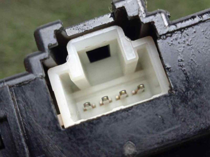 Recambio de antena para kia cerato 2.0 turbodiesel cat referencia OEM IAM 954202D000 - F00V00120 - 4851337528  