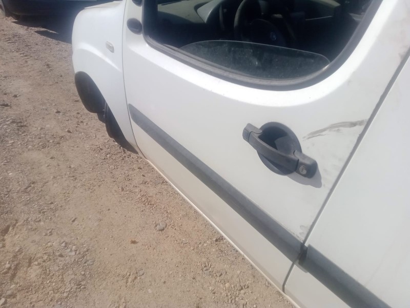 Recambio de puerta delantera izquierda para fiat doblo furgoneta/monovolumen (223_) 1.3 d multijet referencia OEM IAM   