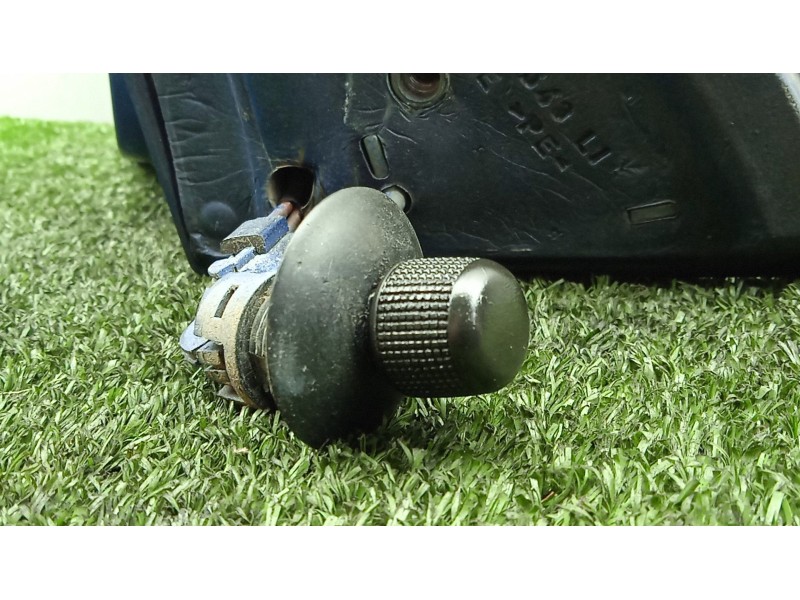 Recambio de retrovisor izquierdo para seat arosa (6h1) 1.0 referencia OEM IAM 6X0057543 AZUL MANUAL