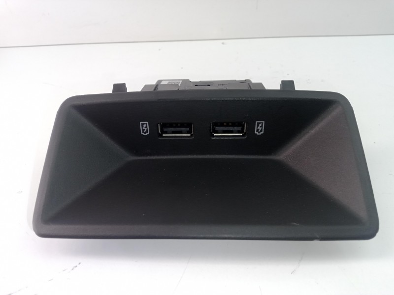 Recambio de modulo electronico para seat leon (5f1) 2.0 16v tsi referencia OEM IAM 5Q0035726L ENCHUFE.CARGADOR 