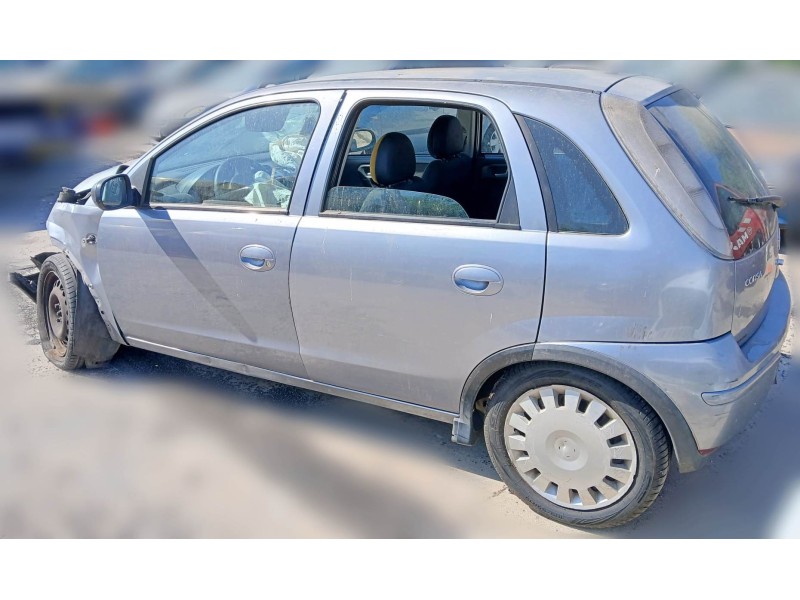 opel corsa c (x01) del año 2006