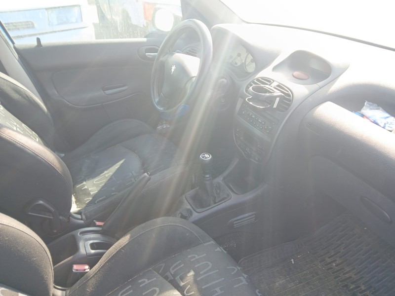 mercedes-benz clase c (w203) del año 2001