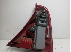 Recambio de piloto trasero izquierdo para renault clio ii (bb_, cb_) 1.5 dci (b/cb07) referencia OEM IAM   01-05 2