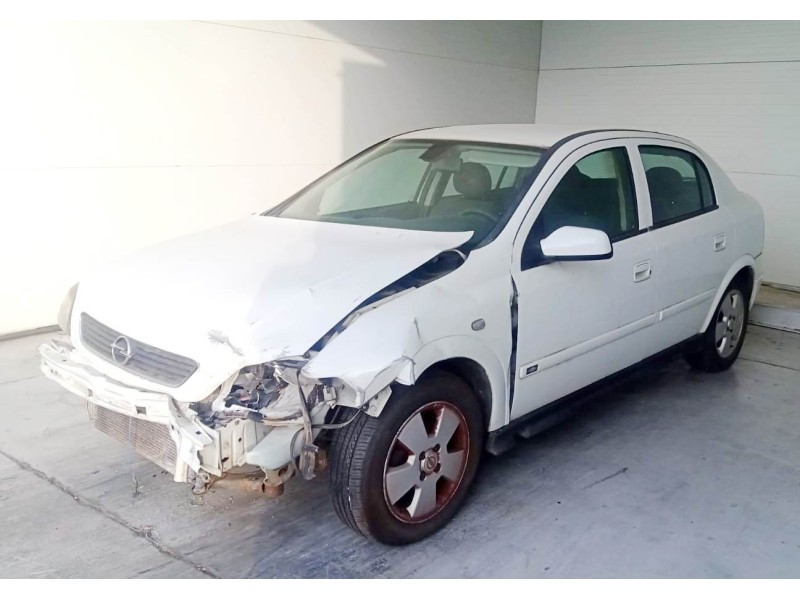 opel astra g hatchback (t98) del año 2004